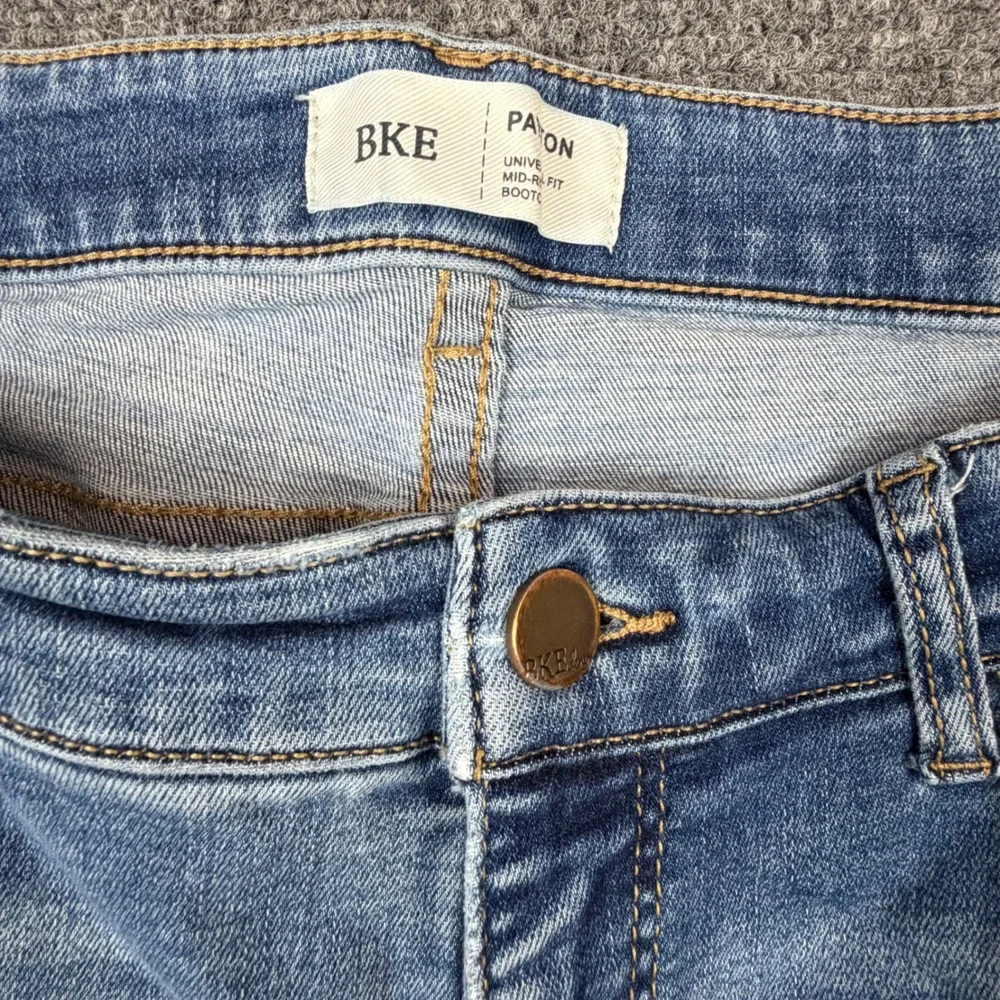 VTG BKE Payton Mid-Rise Bootcut Jeans Blue Distressed Denim Size 33x31.5 Mens